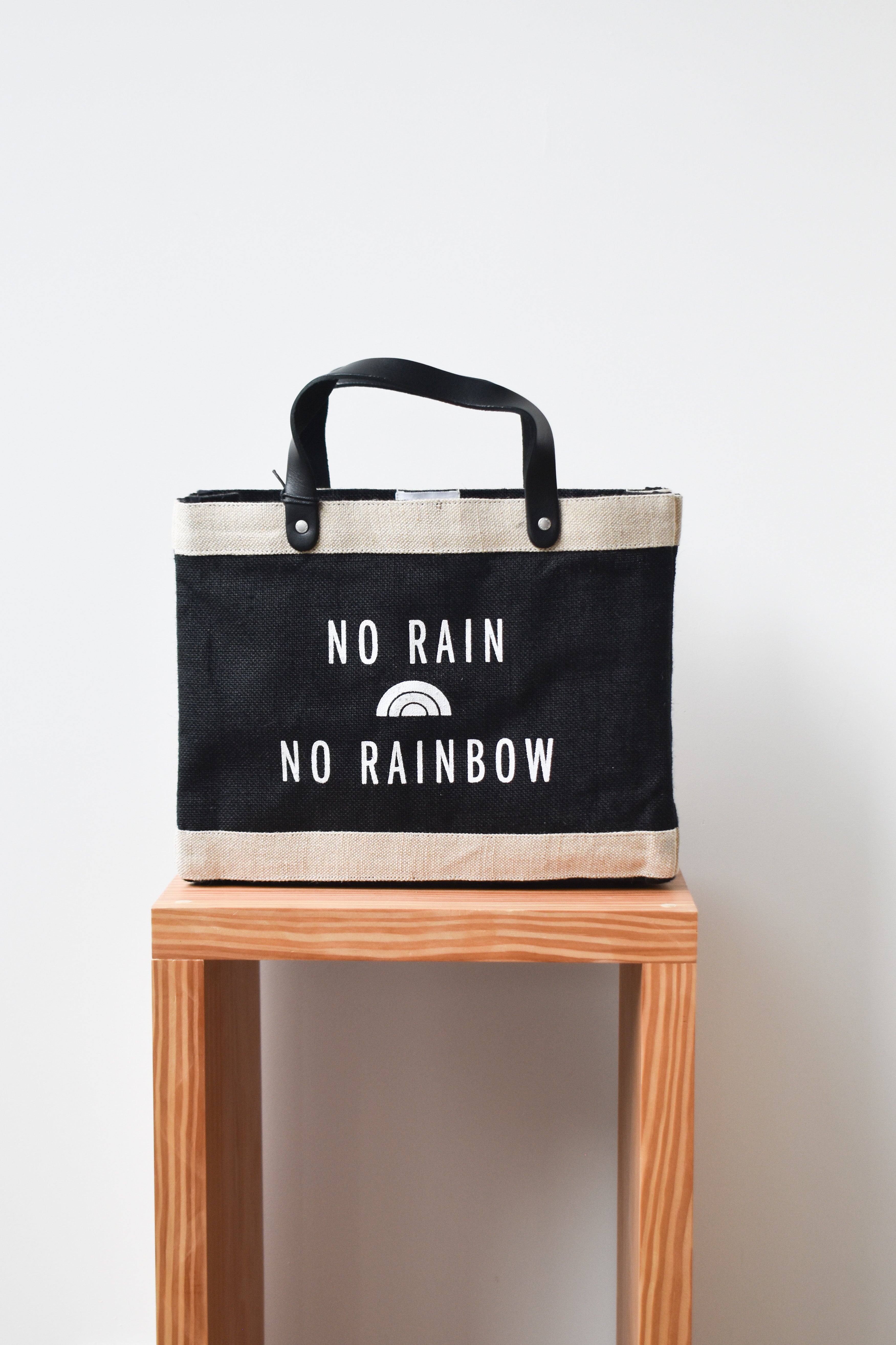 Hawaii Petite Market Bag by Apolis – at Dawn. O'AHU