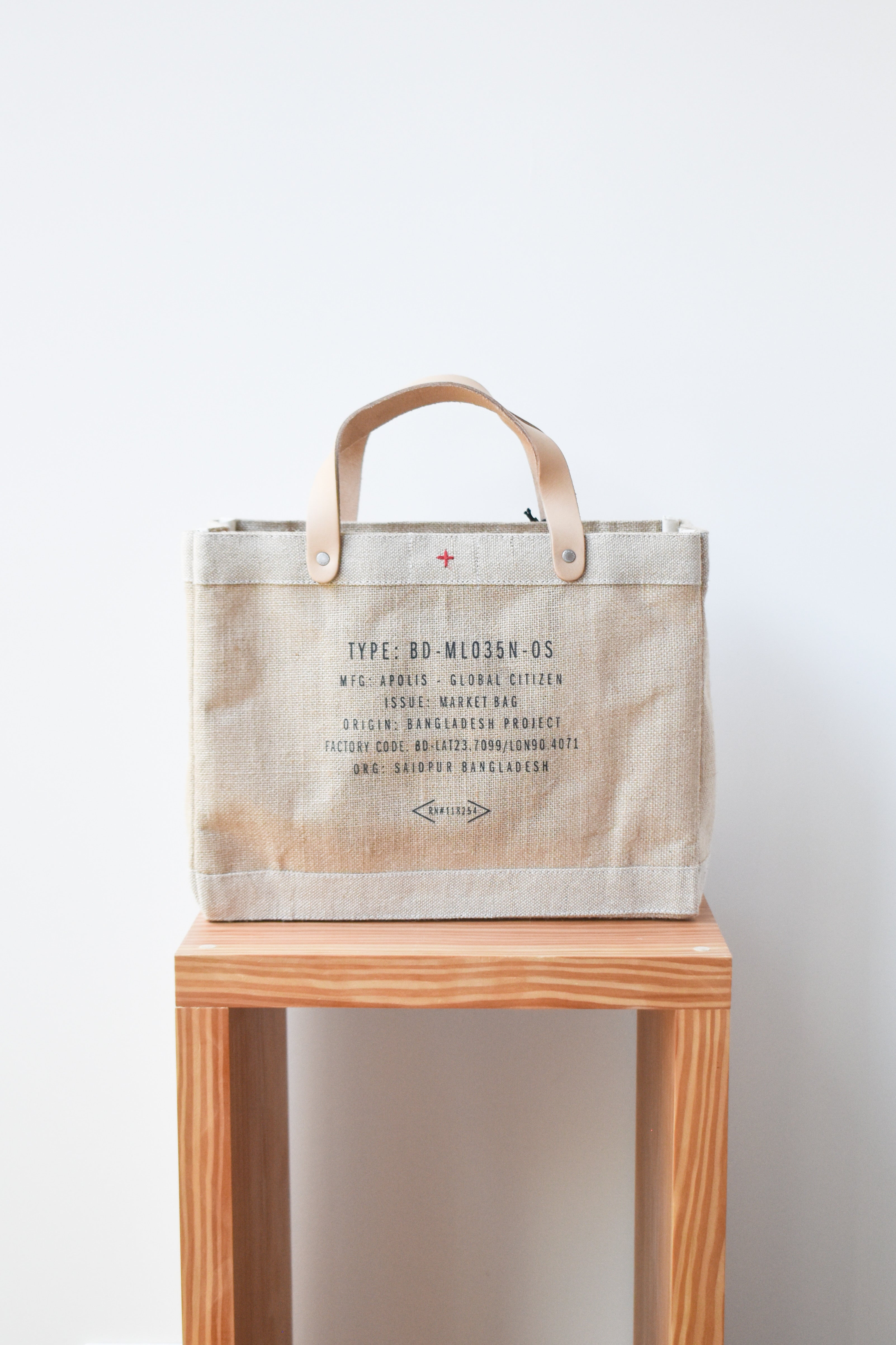 新品 atdawnアットドーンMarket Bag by Apolis Market Bag in Navy