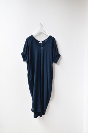 
                  
                    V-neck Relax Long Dress
                  
                